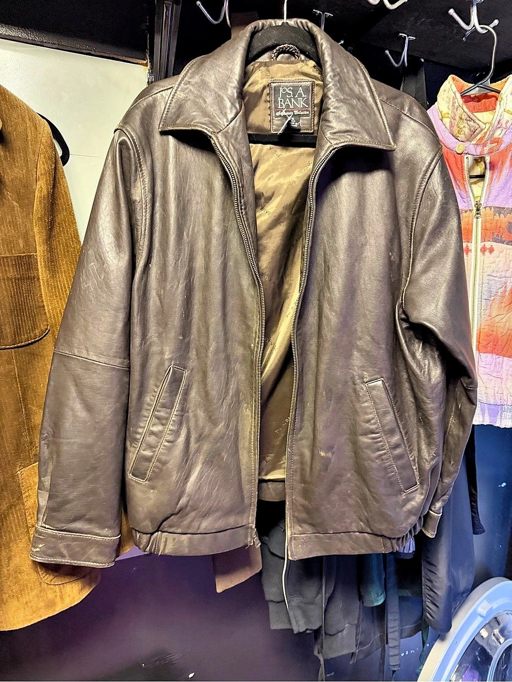 JOS. A. BANK Signature Collection Leather Bomber Jacket Leather Jacket Medium